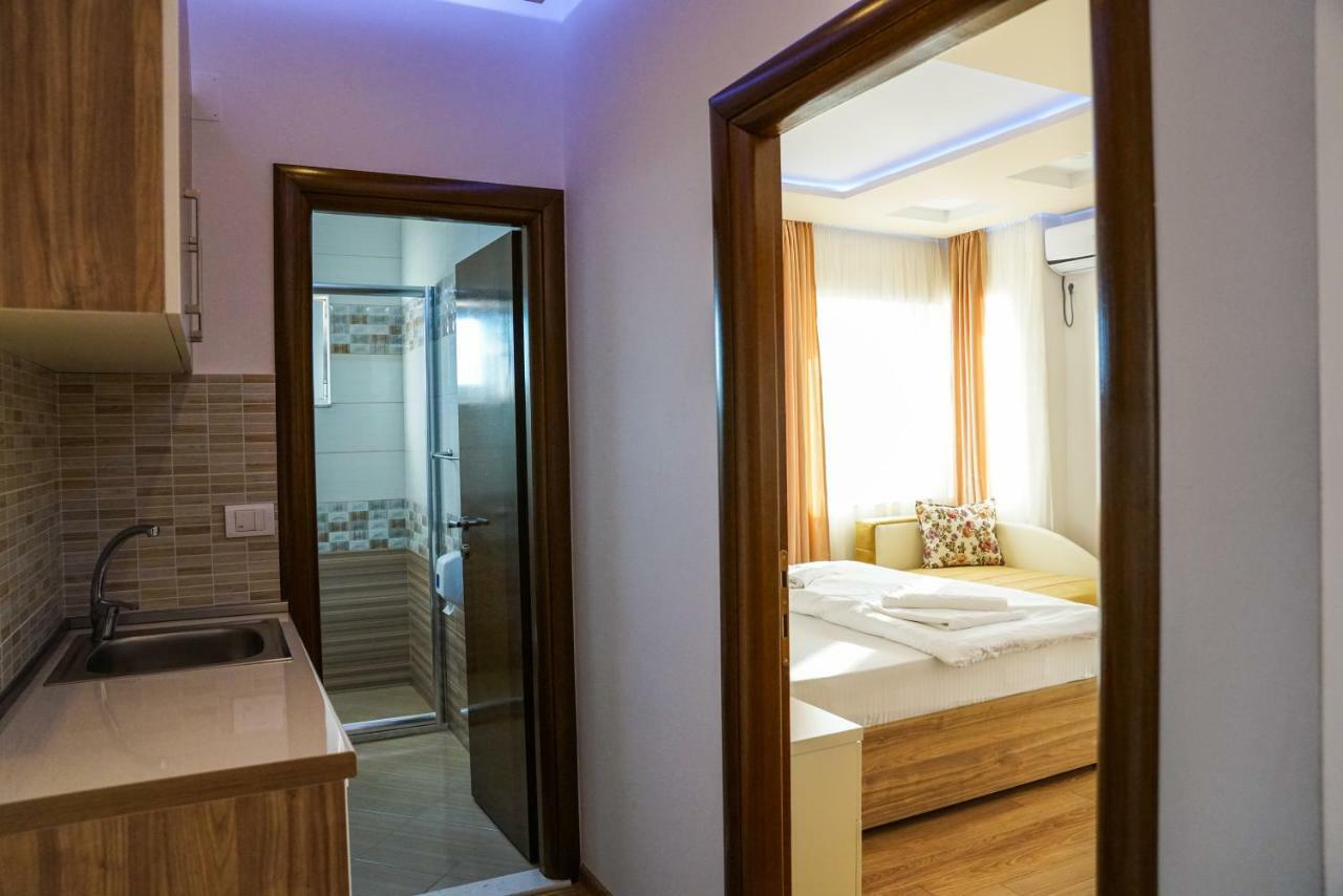 Apart Hotel Llolla Ulcinj Ngoại thất bức ảnh
